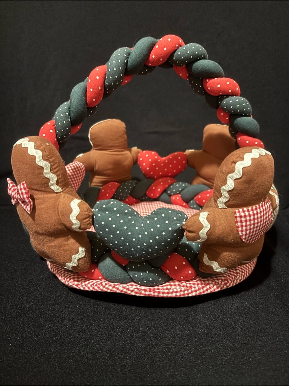 Vintage Spring Lotus Gingerbread Basket